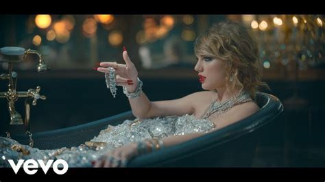 Taylor Swiftが「look What You Made Me Do」のミュージック・ビデオを公開