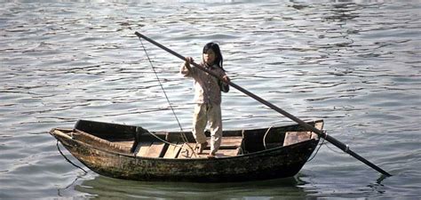 Kata sepakat yang dicapai dalam mesyuarat. Orang Baru Belajar: Baru Mendayung Sampan Sudah Bocor