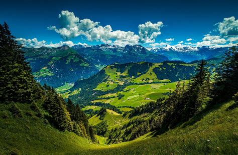Berglandschaft grüne Hügel Natur Berge Blau Schöne Landschaft