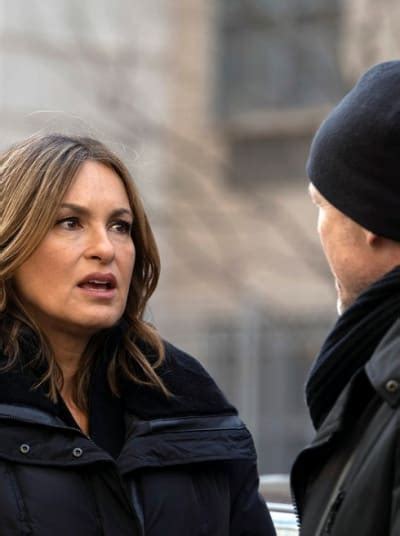 Svu seasosn 16 episode 11, madison baker finds herself in harms way when a chance to meet up with her favorite celeberity. Law & Order: SVU Season 20 Episode 16 Review: Facing ...