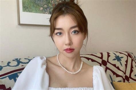7 Potret Sunny Dahye YouTuber Korea Yang Lagi Viral