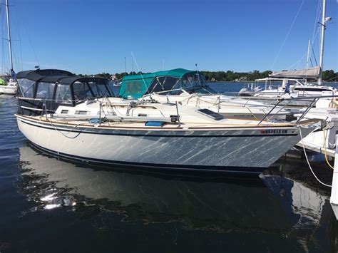 Pearson 33 Boats For Sale