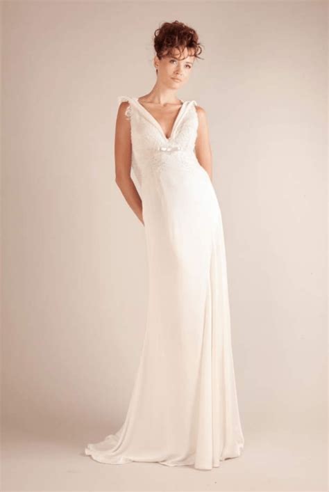 Its surface has a hint of matte roughness, making it one of the easiest please note all crepe de chine liberty fabrics are produced in rolls of 15 metres, therefore orders over the maximum of 15 metres will be delivered in. Gown of Lace & Silk crepe - Sell My Wedding Dress Online ...