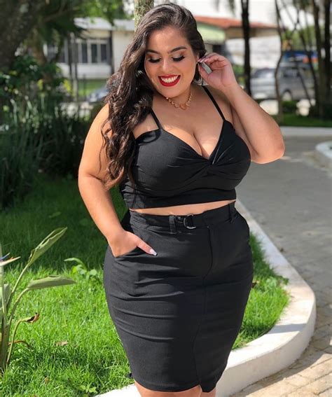 Pin By Costel On Plus Size Fashion 2020 Plus Size Outfits Curvy Girl