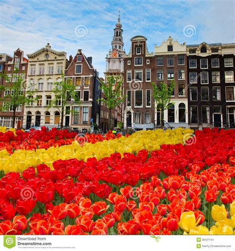Voorgevels Van Oude Huizen Amsterdam Nederland Stock Afbeelding