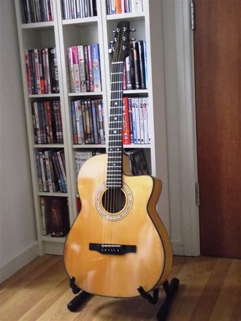 Gary Nava Luthier Instrument Archive London Guitar Gallery 12 Fret