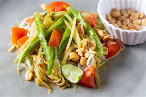 Green Papaya Salad Recipe Quick Vegan Version The Flavor Bells