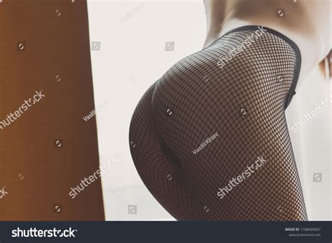 Crop Shot Seductive Naked Woman Bending Stock Photo Shutterstock