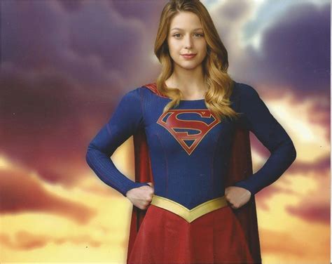 Supergirl Melissa Benoist Hands On Hips Sky Background 8 X 10 Promo