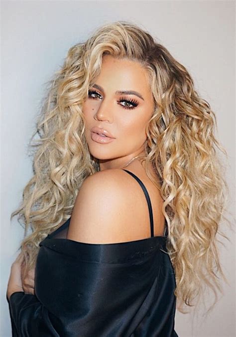 The color is a combination of brownish blonde. Khloe Kardashian Hair Tutorial for Wavy Hairstyle | Yve ...