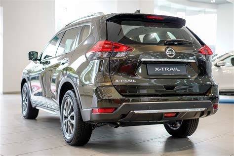Discover new nissan sedans, mpvs, crossovers, hybrid & electric vehicle, suvs, pick up trucks and commercials vehicles. FIRST DRIVE: 2019 Nissan X-Trail Facelift - "More than ...