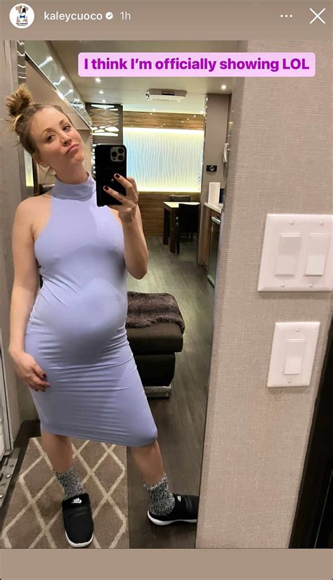 Pregnant Kaley Cuoco Shares Thoughtful Note From Tom Pelphrey