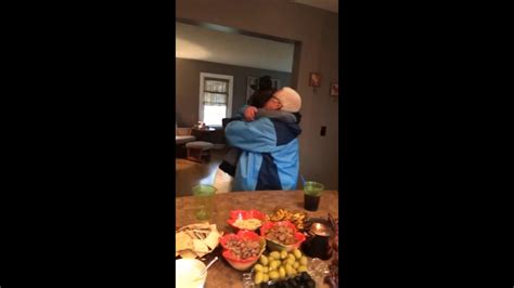 Girl Gives Grandpa A Heartwarming Surprise For Thanksgiving Youtube