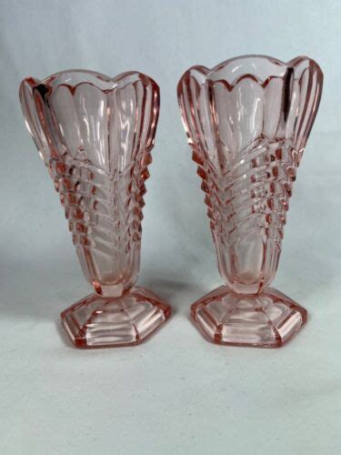 Pair Vintage Art Deco Davidson Chevron Pattern Depression Glass Vases Pink Ebay