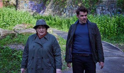 vera s brenda blethyn returns to filming at itv series starts shooting in hexham tv and radio
