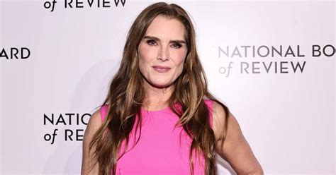 The Desecration Of Brooke Shields Star Lays Bare Her Horrifying Sexualization At Age 12 Meaww
