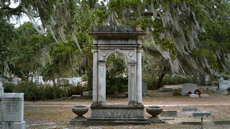 Bonaventure Cemetery Tour An Honest Review And Travel Guide — And