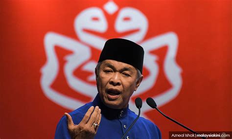 The home minister zahid hamidi said today that malaysia would benefit immeasurably from the return of talented former citizens, especially those. Zahid dijadual mengadap Agong Khamis ini