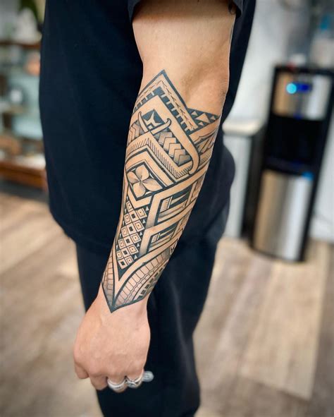 Share More Than 89 Tribal Forearm Tattoos Meaning Latest Esthdonghoadian