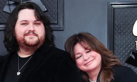 Valerie Bertinelli Appears In Son Wolfgang Van Halens Music Video Watch Her Cameo Us Today News