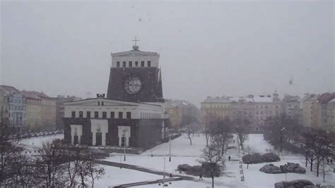 Snow In Prague 2011 Youtube