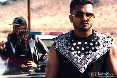 Yo Yo Honey Singh And Sonakshi Crackle In The Desi Kalakaar Teaser Koimoi