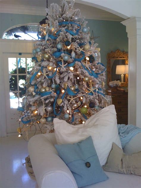 70 Beautiful Christmas Tree Decoration Ideas