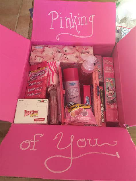 Top 25 do it yourself birthday gifts for her. Pinking of you care package. Female soldier on deployment ...