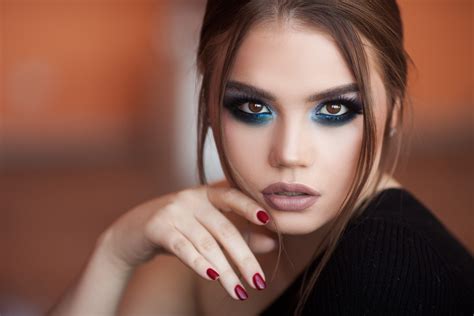Face Model Brown Eyes Girl Lipstick Woman Makeup Brunette