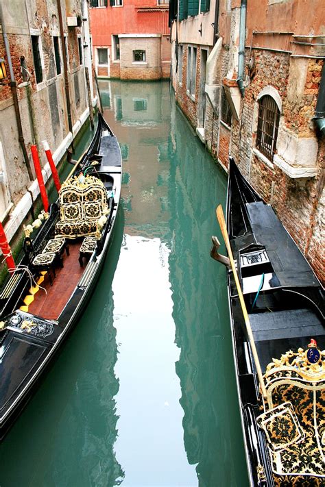 Travel Italy Gondola Venetian Venice Romantic Water Nautical