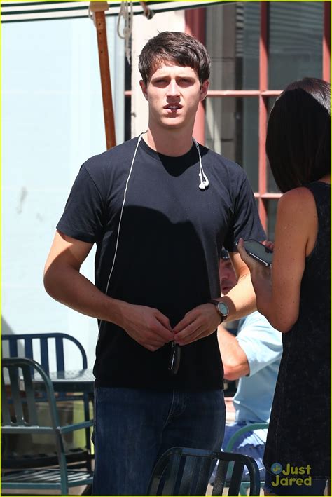 Shane is 1 of the famous people in our database with the age of 26 years old. Shane Harper: Fan Friendly in Calabasas! | Photo 577734 ...