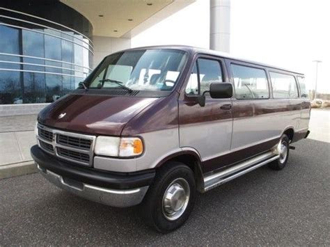 Dodge 15 Passenger Van F