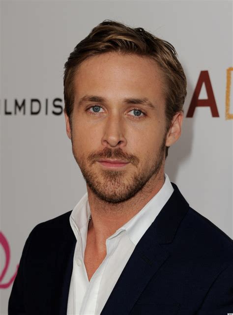 Ryan Gosling Reveals To Gq Australia He Loves To Knit Huffpost