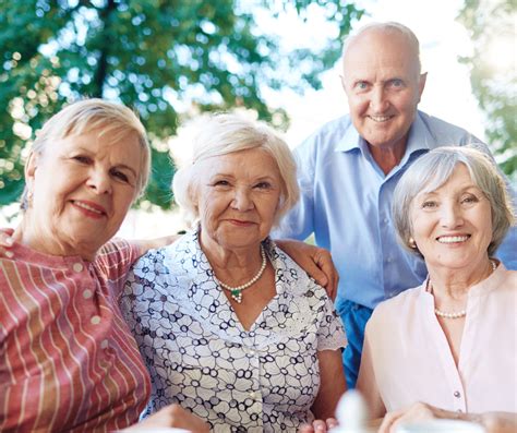 5 Tips For Making Friends After Retirement 11 Cares