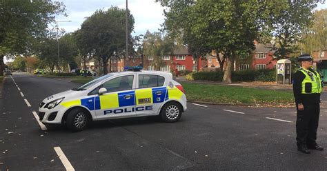 Shock As Armed Police Shut Hessle Road After Man Seen With Gun Hull Live