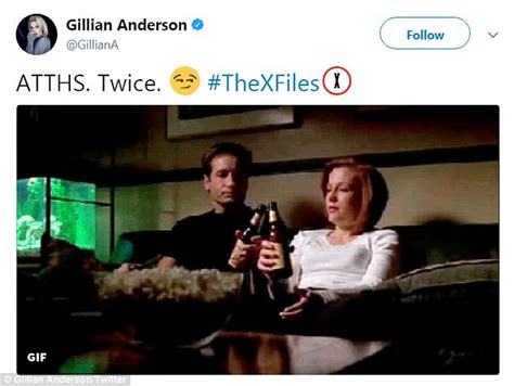 Gillian Anderson Celebrates Long Awaited X Files Sex Scene Daily Mail