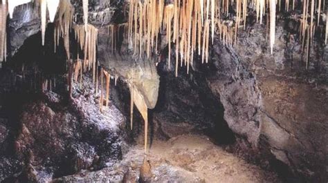 Underground Journeys Through Castletons Caves Visitengland