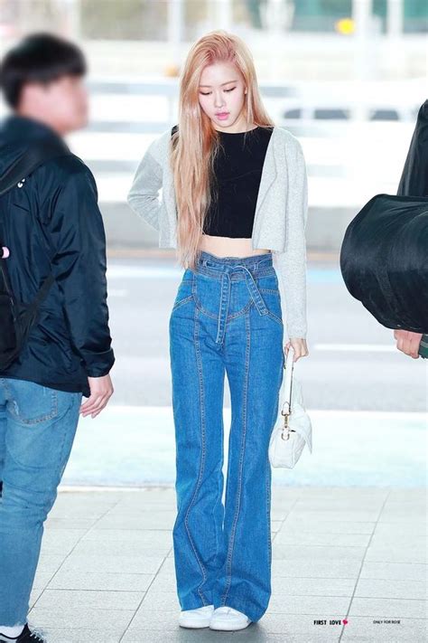 10 Times Blackpinks Rosé Showed Off Her Tall Lithe Figure In A