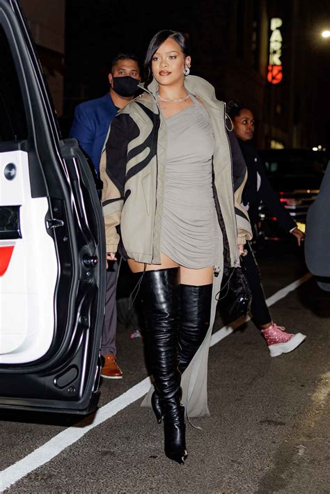 Rihanna Wows In Thigh High Boots And A Sexy Mini Dress Pic Us Weekly