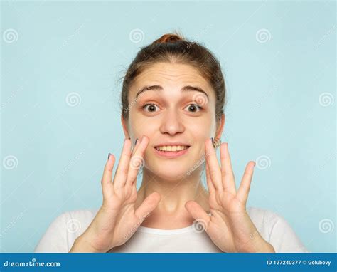 Surprised Amazed Girl Unbelievable Emotional Face Stock Image Image Of Emotion Overwhelmed