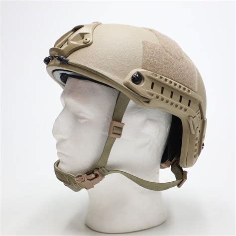 pin-by-omauthoff-on-military-guns-military-helmets,-riding-helmets,-tactical-helmet