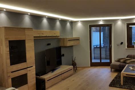 61 coole beleuchtungsideen fur wohnzimmer archzine net. Stuckleiste für indirekte Beleuchtung Wand und Decke „WDKL-200A-ST" | Deckenbeleuchtung ...