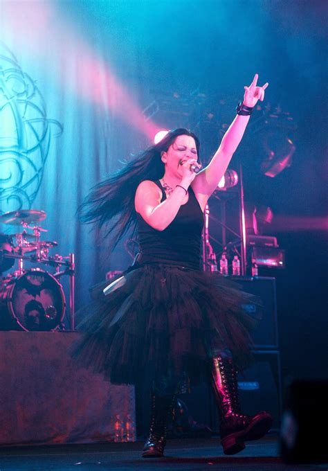 Evanescence Singer Dead Nakpicstore