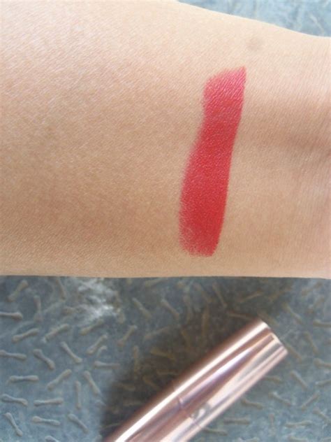 Lakme 9 To 5 Matte Lipstick In Red Coat Review Makeupera