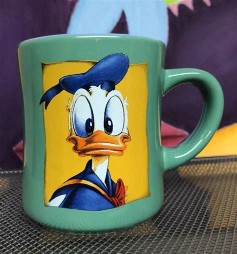 Disney Donald Duck Diner Style Coffee Mug Cup Green Outside Yellow