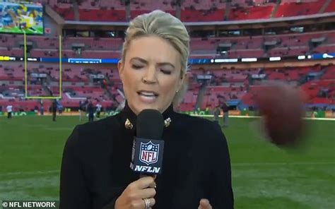 Nfl Reporter Melissa Stark Gets Pegged In The Back Of The Head With