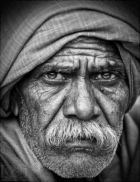 At A Glance Old Man Portrait Portrait Sketches Portrait Art