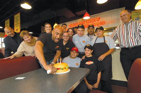 Montel Williams Serves Up Colorados Second Helping Of Fatburger