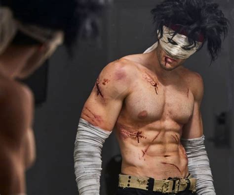 Guys Who Cosplay And They Have Abs Campus Magazine