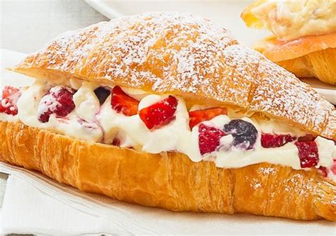 Free Cream And Berry Croissant Recipe Try This Free Quick And Easy
